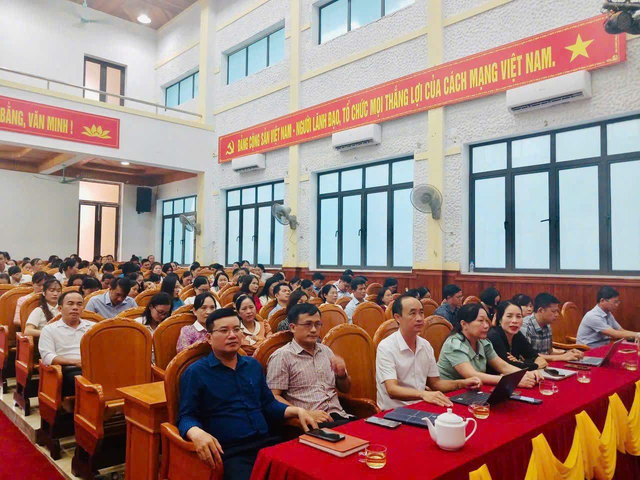 z6908341386870_6be32ebf844c19914dac115e5747d784.jpg