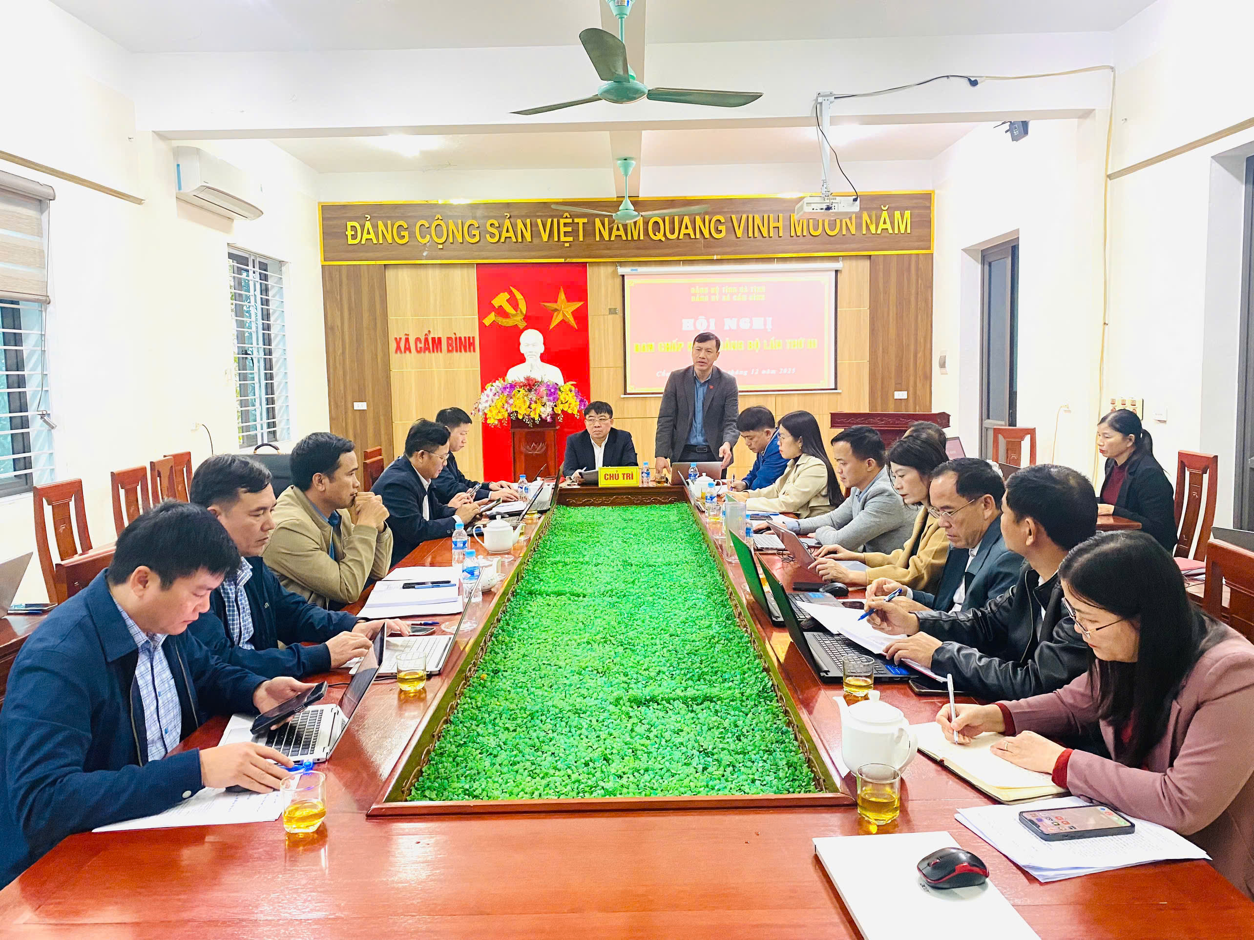 HỘI NGHỊ BAN CHẤP HÀNH ĐẢNG BỘ XÃ CẨM BÌNH LẦN THỨ BA, ĐÁNH GIÁ KẾT QUẢ THỰC HIỆN NHIỆM VỤ NĂM 2025, TRIỂN KHAI NHIỆM VỤ NĂM 2026