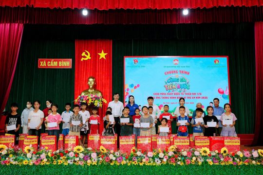 Chuỗi hoạt động ý nghĩa chăm lo cho thiếu nhi nhân dịp Ngày Quốc tế thiếu nhi 1/6