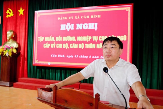 Xã Cẩm Bình tập huấn nghiệp vụ công tác Đảng và công tác Mặt trận cho đội ngũ cấp ủy cơ sở năm 2026
