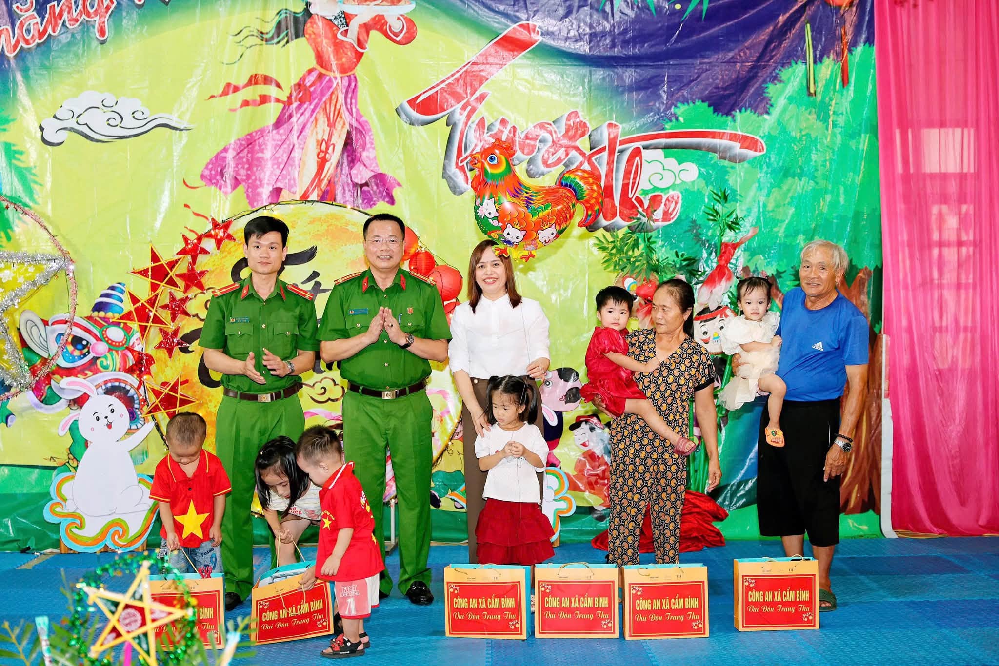Trường MN Đặng Văn Kiều - Phân hiệu 3 tổ chức chương trình " Trung thu yêu thương"