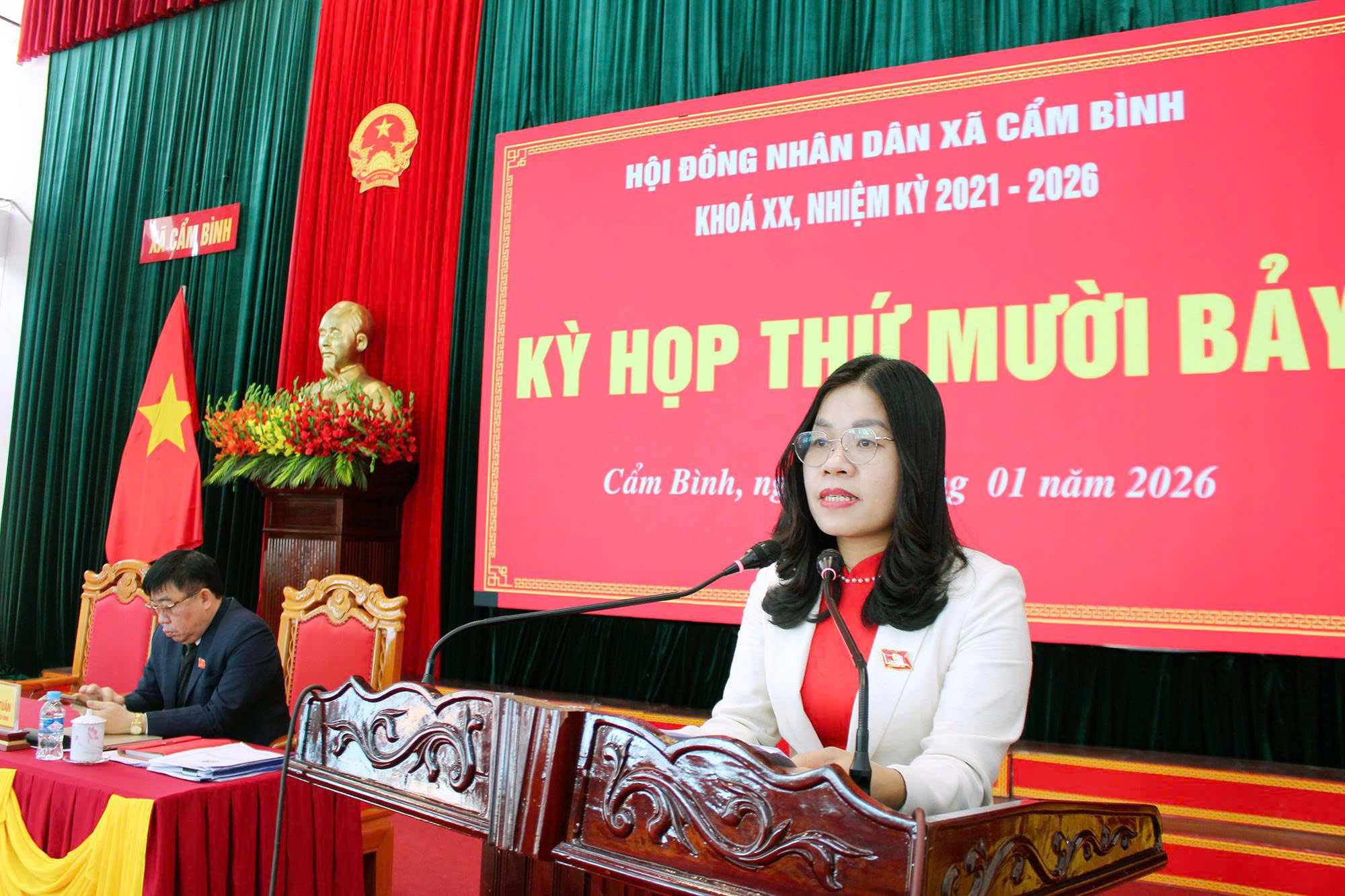 z7410454890423_49f5ec7cf8152e6fff0fc98a5d4d32c8.jpg